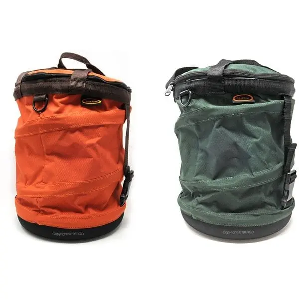 Mud River Feed and Retrieve Collapsible Food Bucket